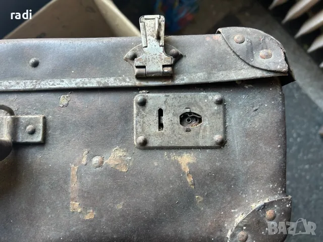 Куфар от началото на миналия век, снимка 3 - Куфари - 49095609