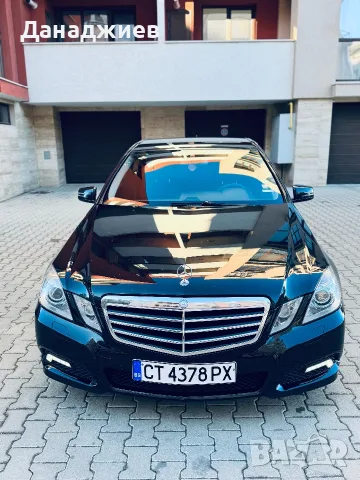 Продавам Mercedes E220