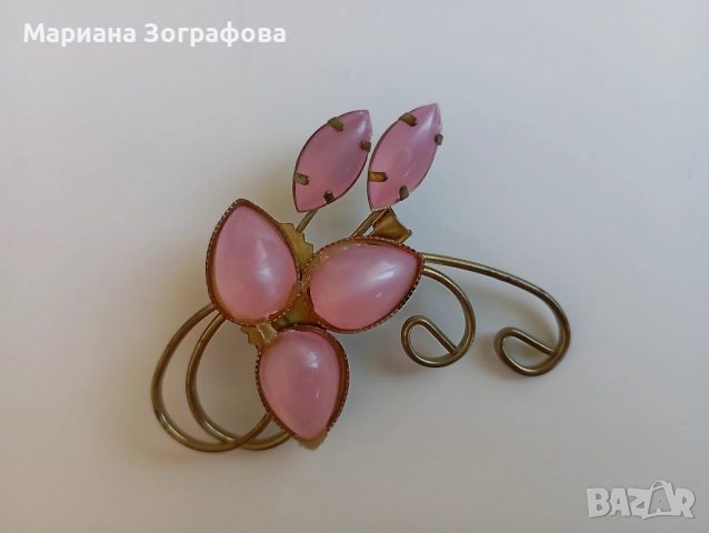 Старинни брошки 7 бр., - Сребърни обеци и медальони 1970-80, Пръстени с чешки камъни "Оптима" 80 г., снимка 10 - Антикварни и старинни предмети - 48819592