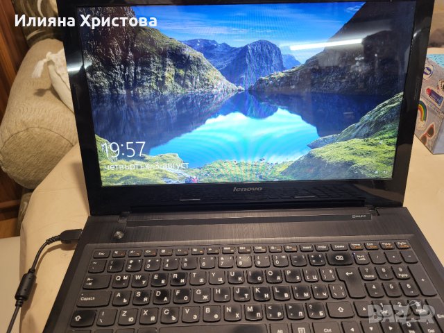 Лаптоп Lenovo в много добро състояние
