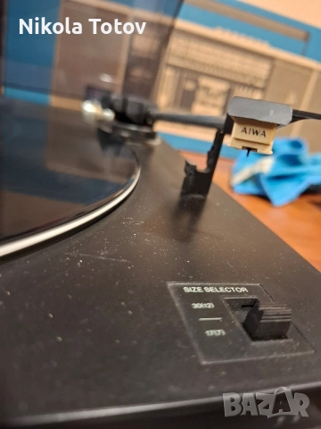 Продава се грамофон Aiwa PX-E80. , снимка 3 - Грамофони - 53541933