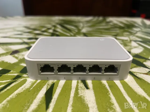 5 портов суич TP-Link, снимка 2 - Суичове - 48864053