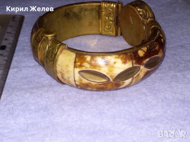 СТАРА БРОНЗОВА СКЪПОЦЕННА ТИБЕТСКА ГРИВНА с КАМИЛСКА КОСТ и ГОЛЯМ КАМЪК ШЛИФОВАН ЗЕЛЕН НЕФРИТ 38324, снимка 14 - Антикварни и старинни предмети - 41267877