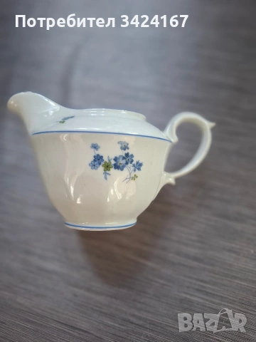 Захарница, латиера и чайник от порцелан , снимка 6 - Сервизи - 53748054