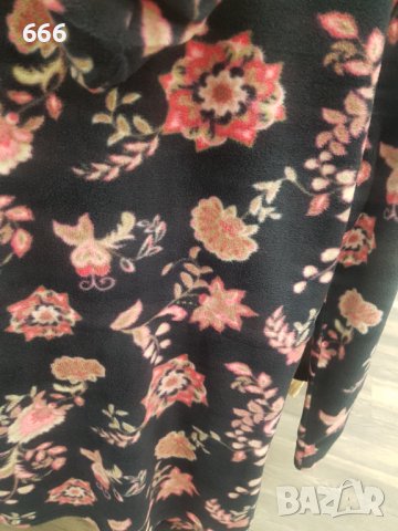 Горнище, снимка 4 - Спортни екипи - 42218995