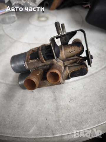 Клапан парно Mercedes C Class W202 2.2 CDI 102 конски сили 0018303684, снимка 2 - Части - 51201964