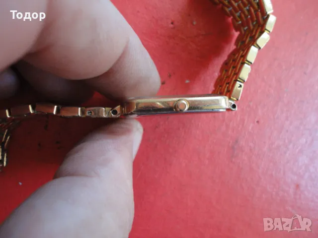 Позлатен часовник Junghans quartz 3, снимка 3 - Дамски - 47510737