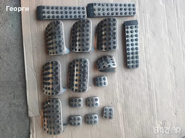 Емблеми надписи и букви и педали спортни от Мерцедес, снимка 18 - Части - 47654986