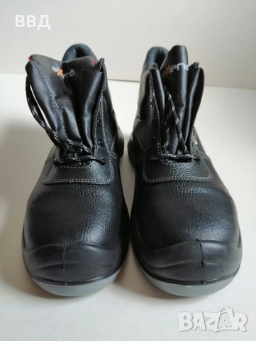 Работни обувки нови, снимка 2 - Мъжки боти - 52581146