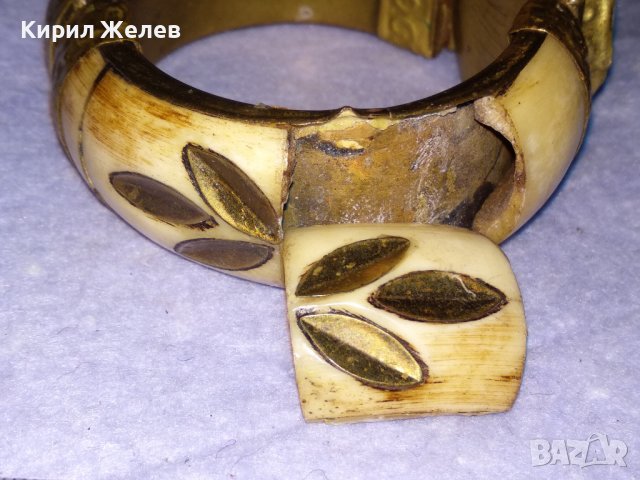 СТАРА ТИБЕТСКА БРОНЗОВА СКЪПОЦЕННА РЯДКА ГРИВНА с КАМИЛСКА КОСТ и НУЖДА от ЛЕКА РЕСТАВРАЦИЯ! 38338, снимка 2 - Антикварни и старинни предмети - 41202165