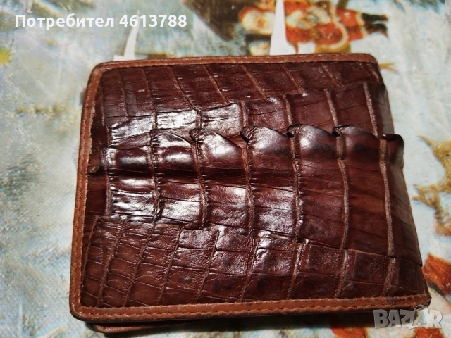 Портфейл от крокодилска кожа, снимка 2 - Портфейли, портмонета - 52726363