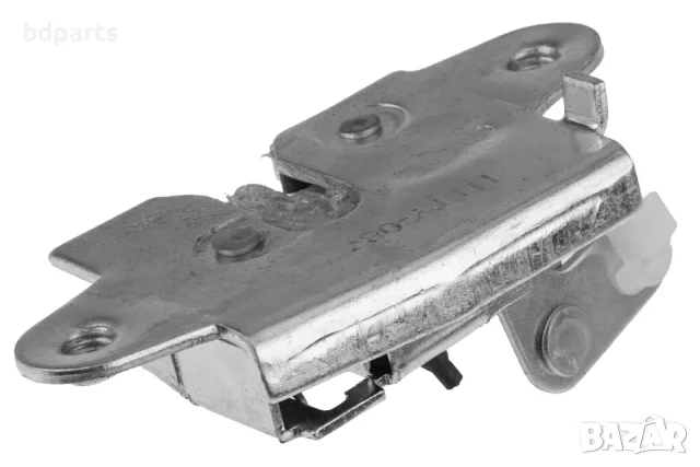 Задна дясна брава за багажник, Toyota, Hilux, снимка 2 - Части - 56141705