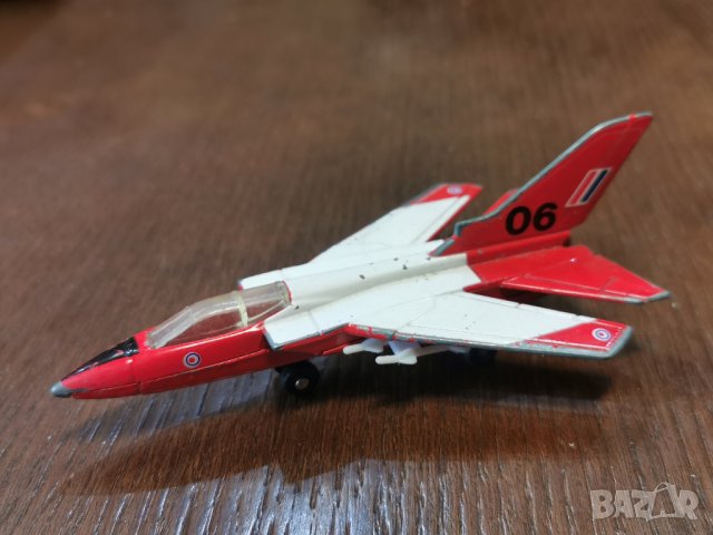 КОЛЕКЦИОНЕРСКА КОЛИЧКА