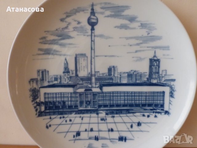 Немска порцеланова чиния за стена кобалт Валендорф с кутия 1970 г, снимка 3 - Декорация за дома - 42146224