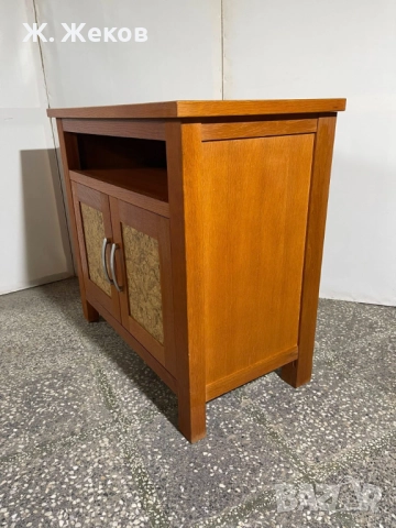 Масивен шкаф, снимка 3 - Шкафове - 52910938