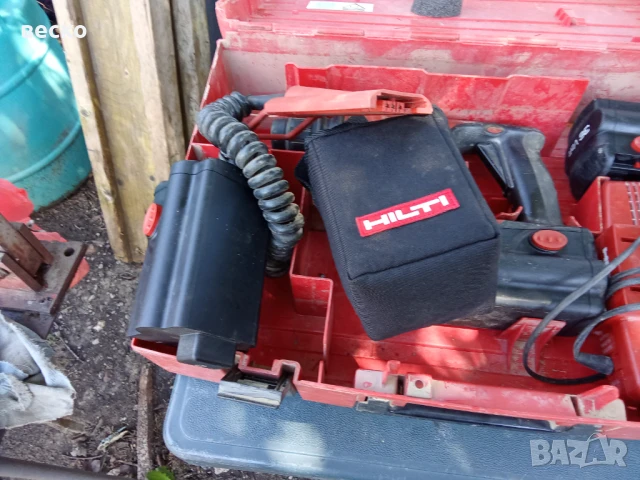 2 перфоратора Hilti комплект с батерий, снимка 8 - Перфоратори - 51073624