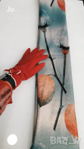 Комплект за подарък за Коледа, шал кашмир и ръкавичка , снимка 4 - Бижутерийни комплекти - 47947812