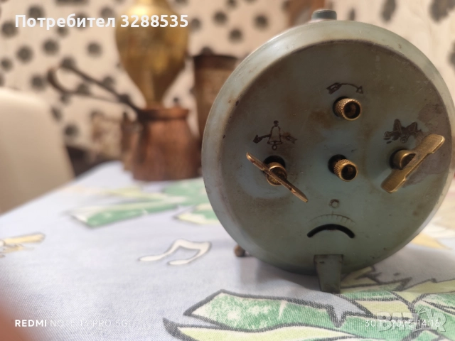 Механичен будилник , снимка 3 - Антикварни и старинни предмети - 52720458