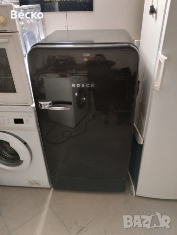 Ретро хладилник BOSCH black Nostalgy, снимка 5 - Хладилници - 53871658