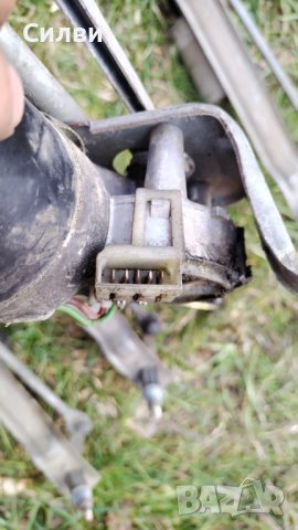 Моторче с механизъм за предни чистачки от Голф 2 83-92г. за Vw Golf II OEM 91955605, снимка 5 - Части - 40059421