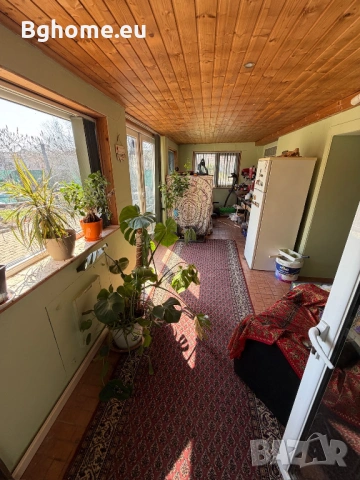 Двуетажна къща с голям двор и басейн в с. Равнец | 2447 кв.м двор | обзаведена, снимка 14 - Къщи - 53839873