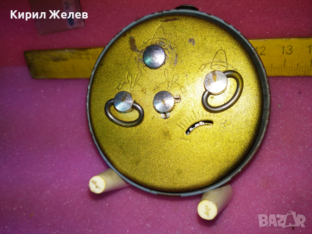 SLAVA MADE in USSR Стар КОЛЕКЦИОНЕРСКИ РУСКИ БУДИЛНИК МЕХАНИЧЕН НАСТОЛЕН ЧАСОВНИК СЛАВА СССР 43089, снимка 12 - Антикварни и старинни предмети - 44545479