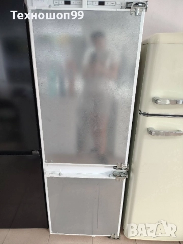 Хладилник за вграждане Bosch