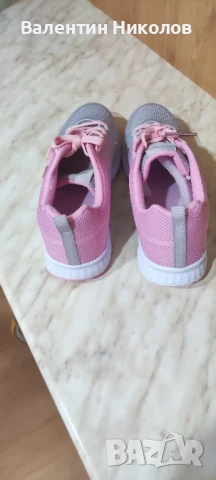 Нови дамски маратонки, снимка 3 - Маратонки - 51066649