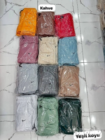 дамски долнища Nike 