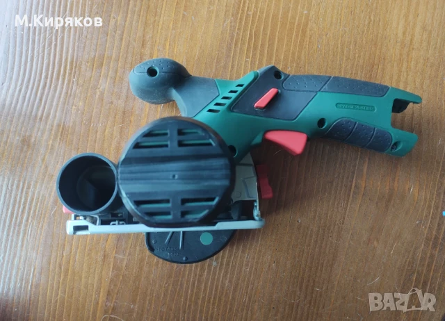 Акумулаторен циркуляр Bosch UniversalCirc 12, снимка 10 - Винтоверти - 50624840