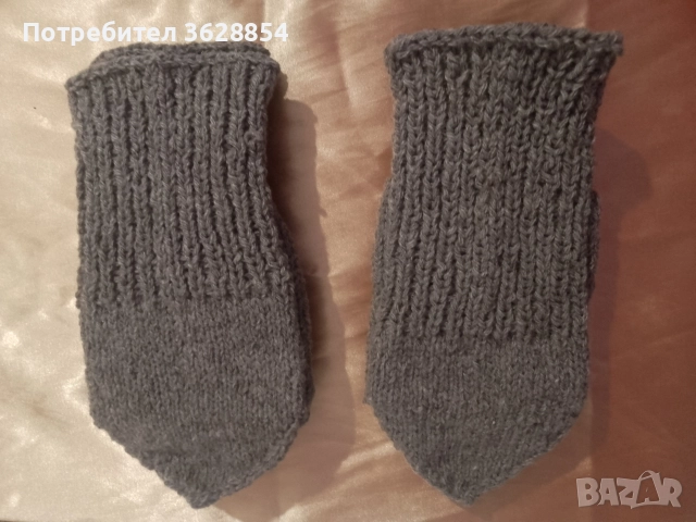 Продавам вълнени чорапи 