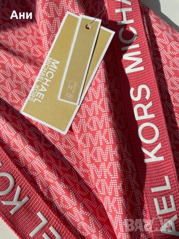 Клин MICHAEL KORS, снимка 2 - Клинове - 44418713