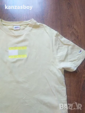 Tommy Hilfiger - страхотна мъжка тениска M, снимка 4 - Тениски - 47655583