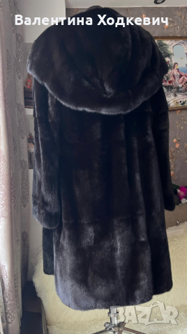 Голяма отстъпкаПалто от норка Black Nafa Italy, снимка 3 - Палта, манта - 44596216