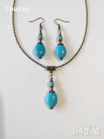 Новия ни комплект бижута обици и колие с Тюркоази и орнаменти цвят Античен бронз , снимка 2 - Бижутерийни комплекти - 41979162