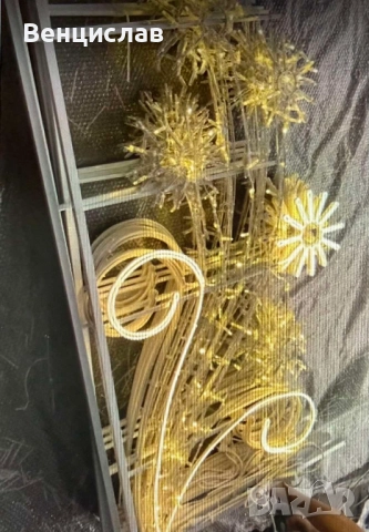 Фигури за стълбове- светещи в топло бяло