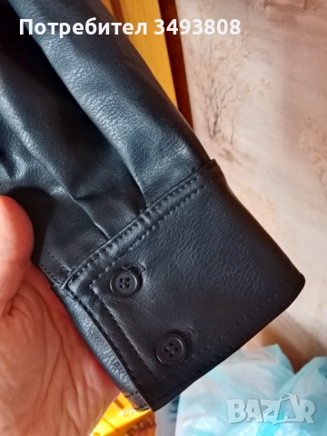 Хубаво дамско черно яке от изкуствена кожа , снимка 7 - Якета - 52747752