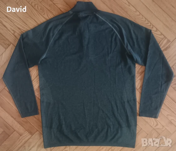 Оригинално мъжко горнище GymShark 1/4 Zip, снимка 2 - Спортни дрехи, екипи - 51405375