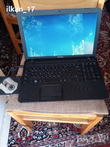 Toshiba Satellite C850D-10H Внос от Германия, снимка 4 - Части за лаптопи - 55775103