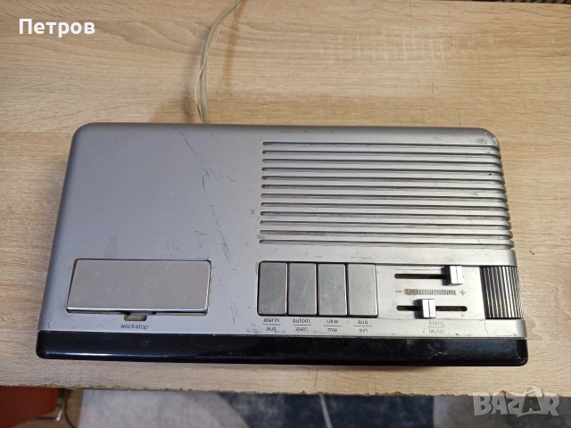 Радио-Часовник "Blaupunkt", снимка 4 - Радиокасетофони, транзистори - 53593912