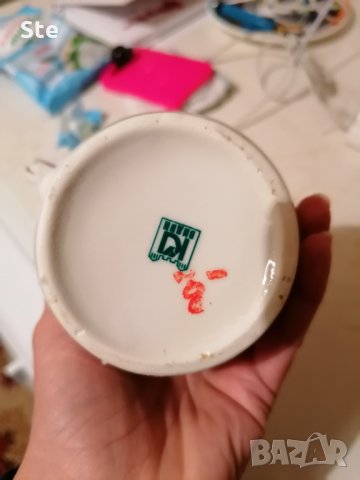 порцеланова каничка за мляко, снимка 2 - Сервизи - 35825943