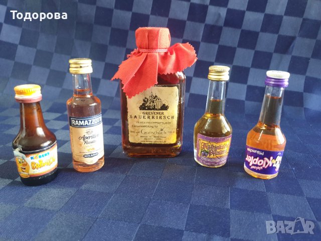 Лот олекционерски мини бутилчици-неразпечатвани