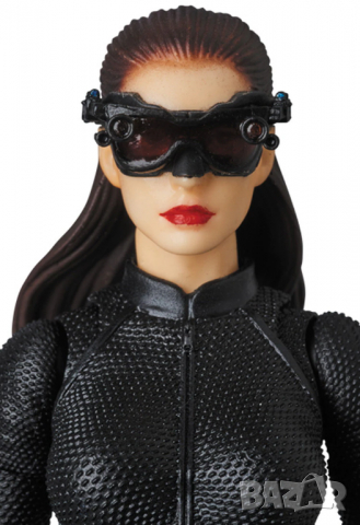 Екшън фигура на Жената котка(cat women) на Mafex,нова с кутия, снимка 9 - Колекции - 36195051