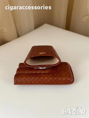 Кожен калъф Cohiba за 3 пури с джоб за резачка – подаръчна кутия, снимка 3 - Табакери - 50898555