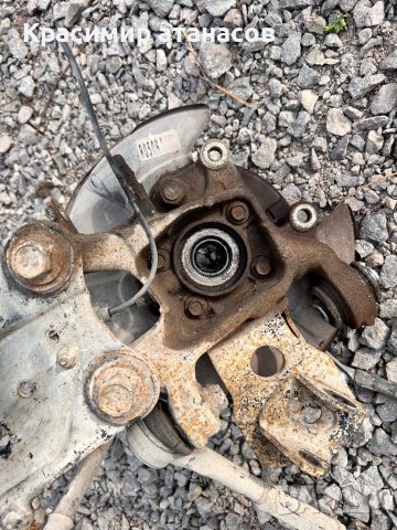 Шенкел заден десен за Тойота Рав 4.2006-2011г, снимка 4 - Части - 44500271