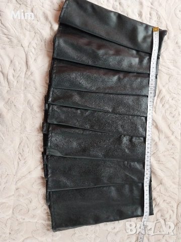 L Черен топ мрежа ,кожена черна ултра къса пола на плисета и черна полупрашка , снимка 10 - Корсети, бюстиета, топове - 53516861