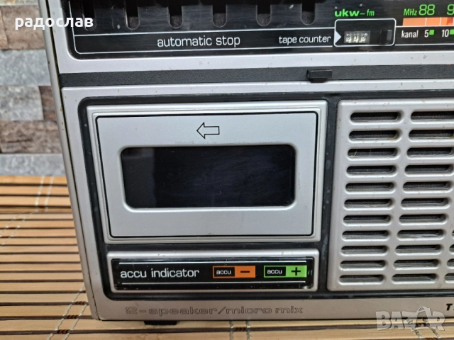 Telefunken Bajazzo Compact 3000, снимка 2 - Радиокасетофони, транзистори - 52816621
