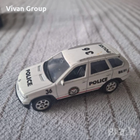 Бмв Х5 и Бмв 520 полицейски колички, снимка 13 - Коли, камиони, мотори, писти - 50650391