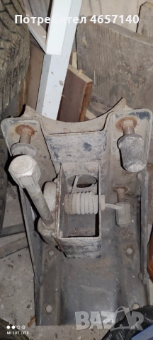 Маткап и стойка за резервна гума, снимка 2 - Гуми и джанти - 52495104