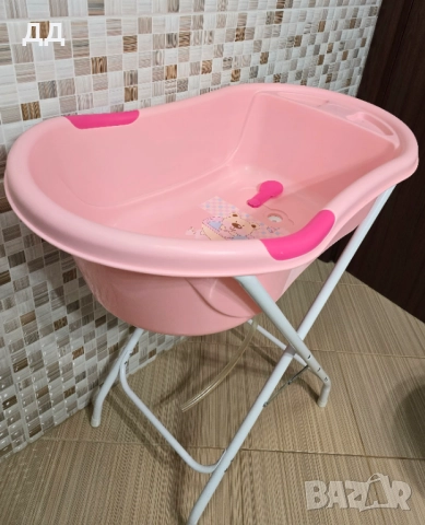 Бебешка вана със стойка Moni